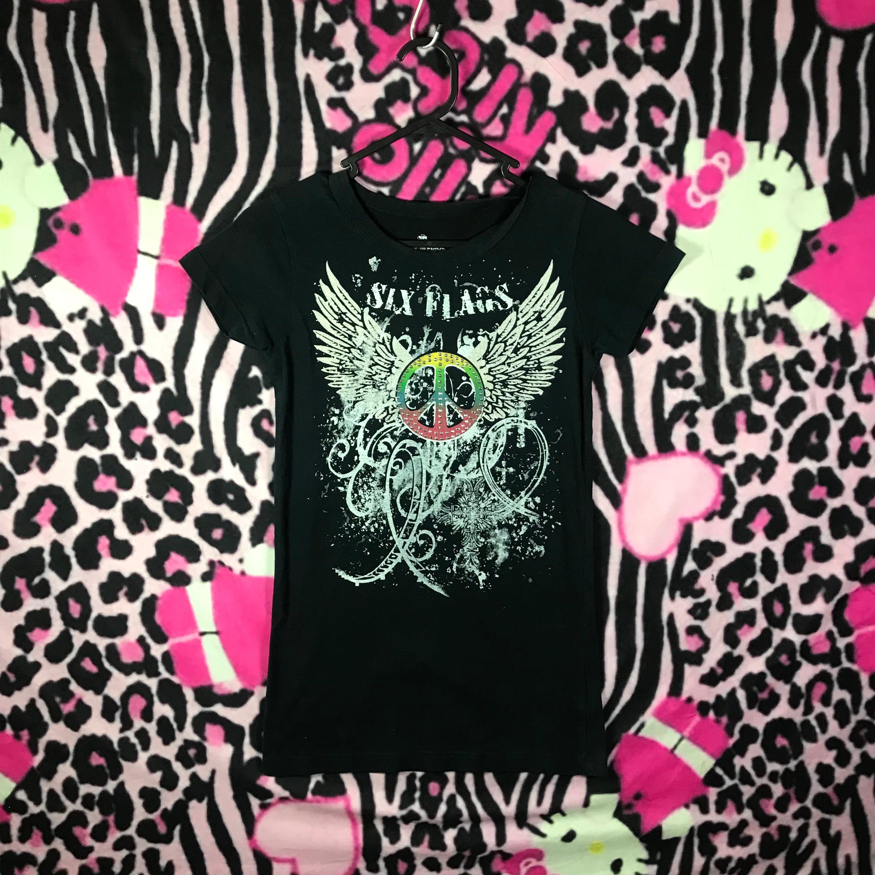 Six flags Grunge tee