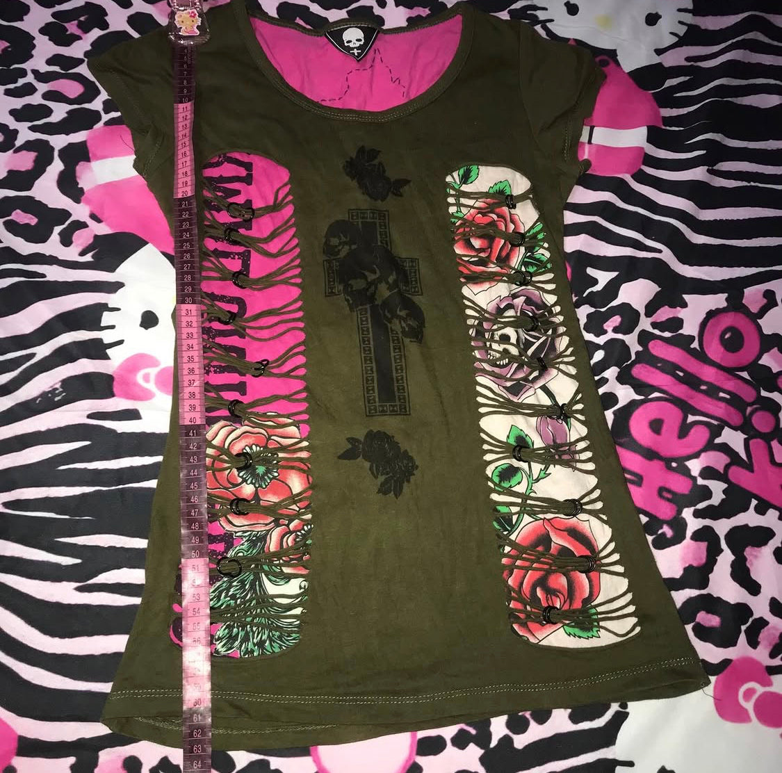 Grunge cut out top