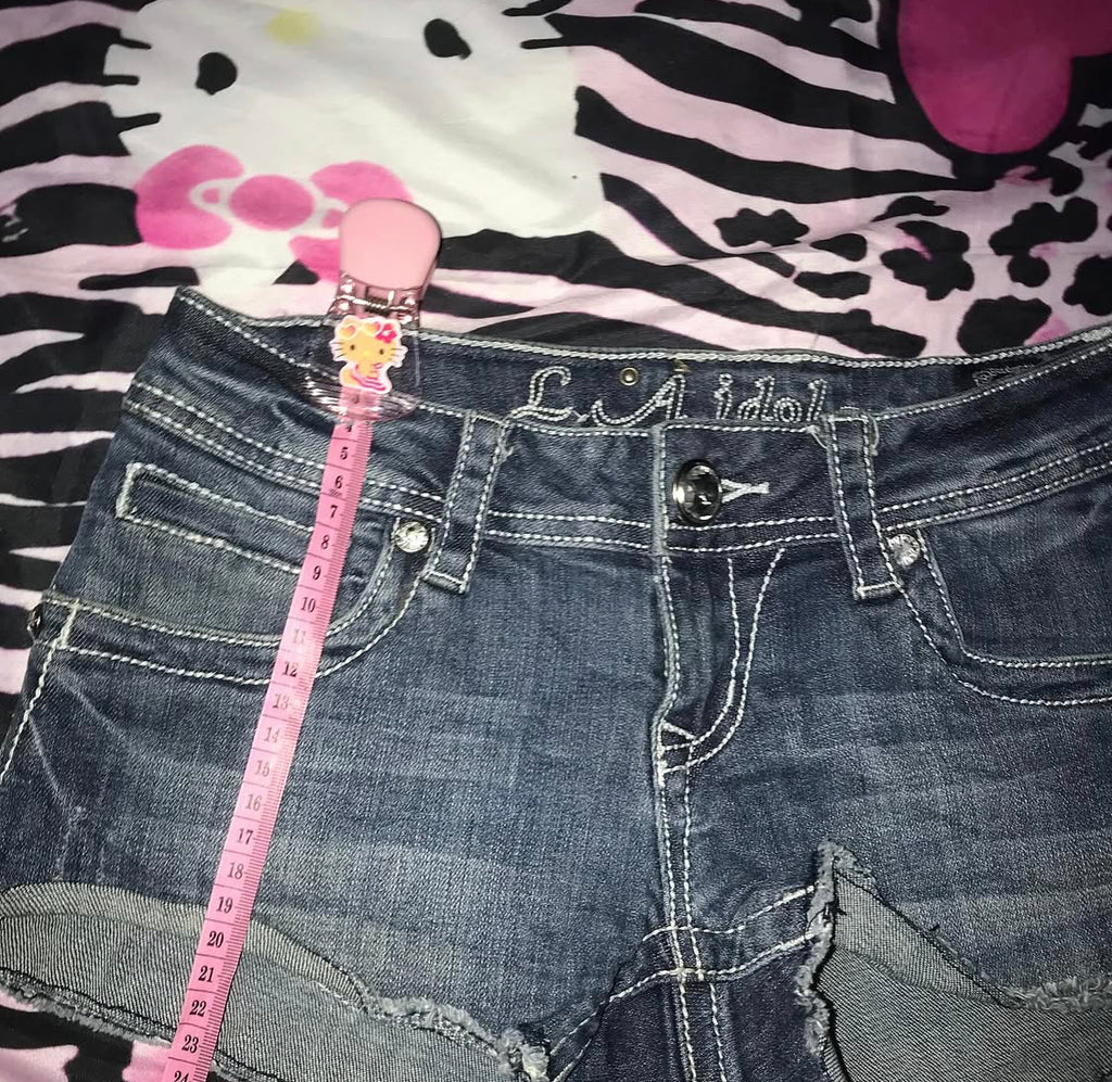 La Idol Lowrise Shorts