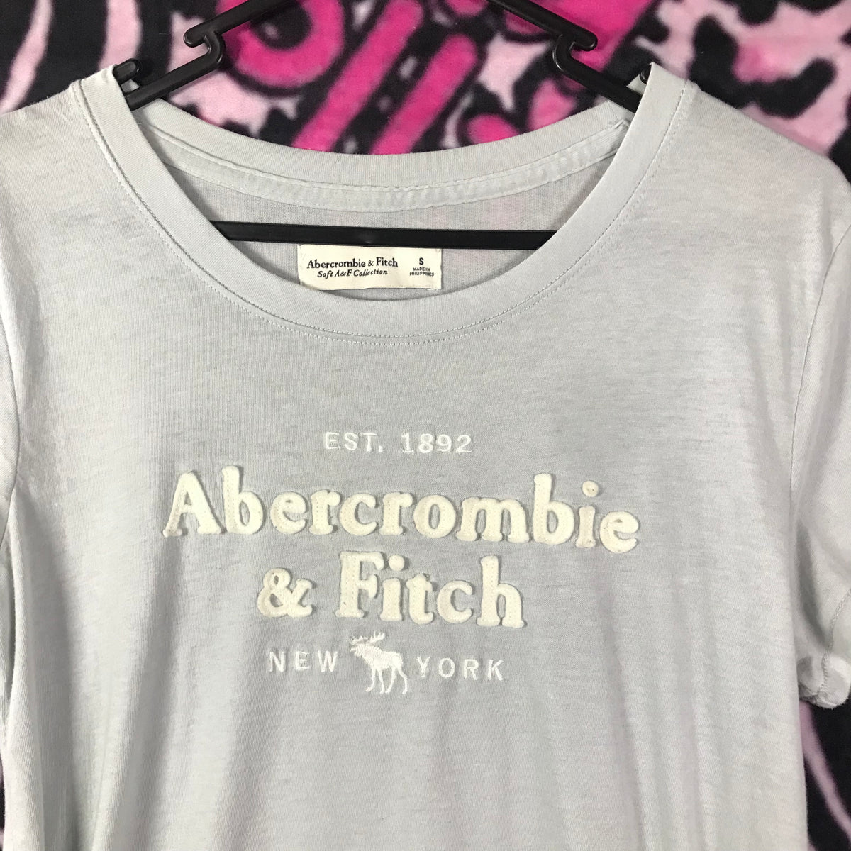 Abercrombie & Fitch baby tee