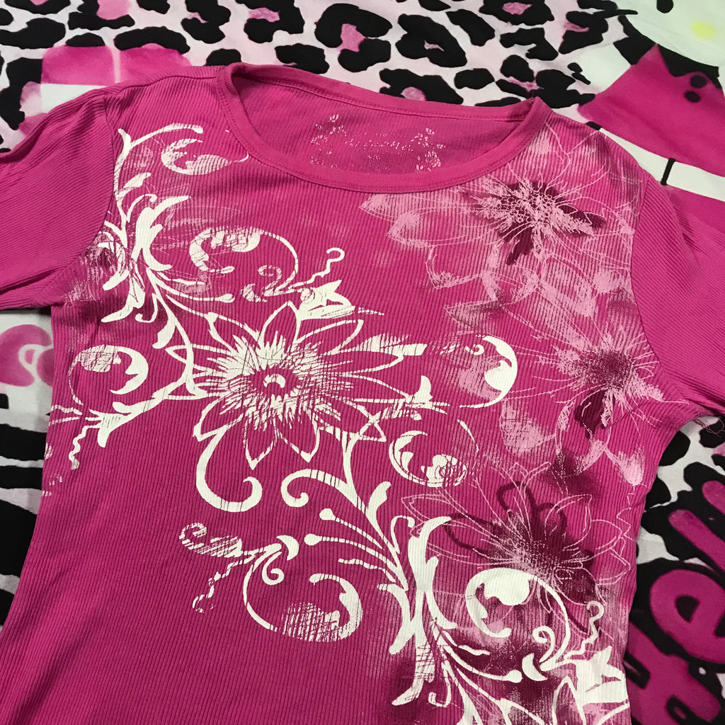 Grunge style long sleeve top