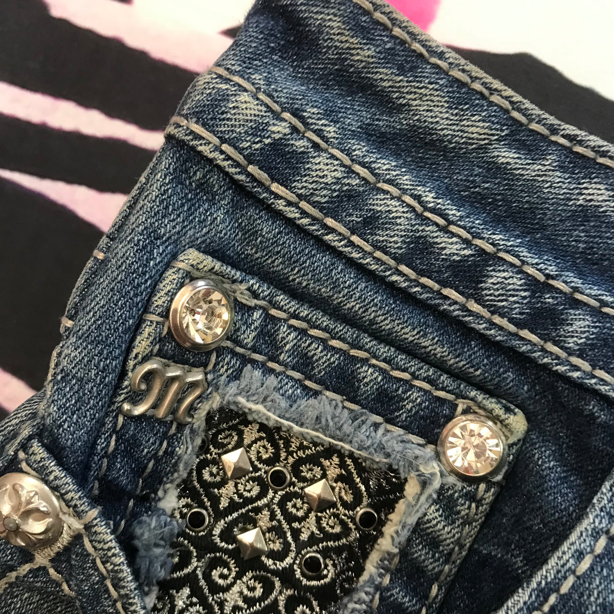 MissMe Lace Design Shorts
