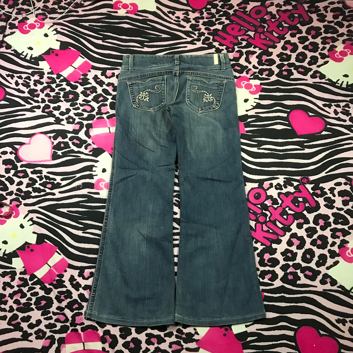 Lowrise Flared Jeans