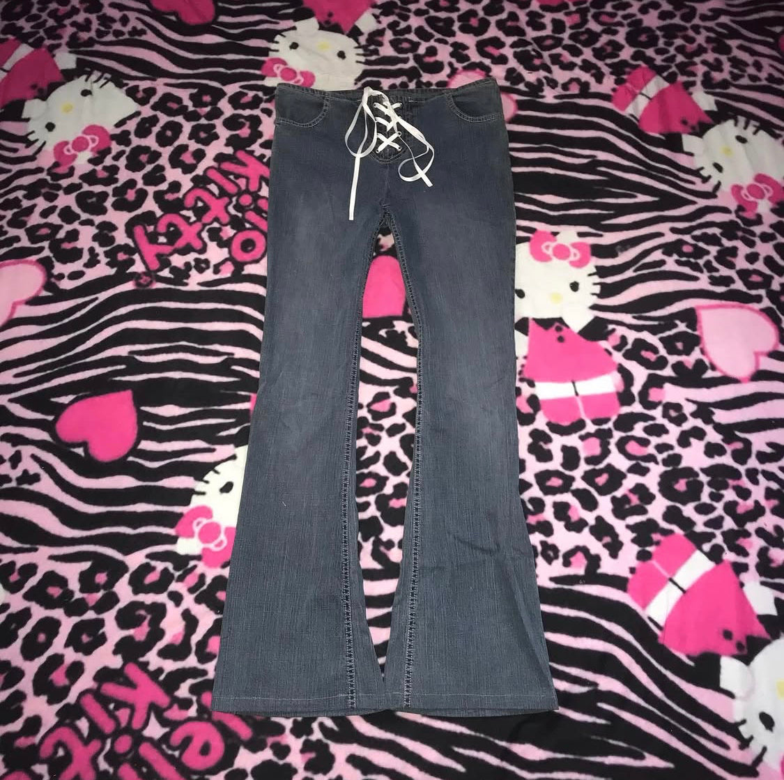Fiori Blu Ultra Lowrise Flared Lace-up Jeans