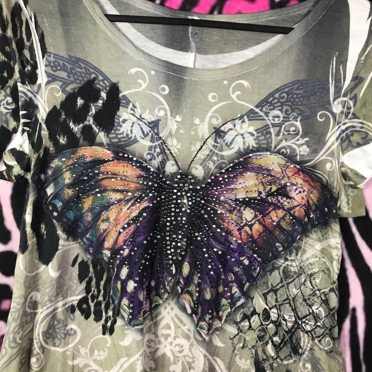 Grunge butterfly top