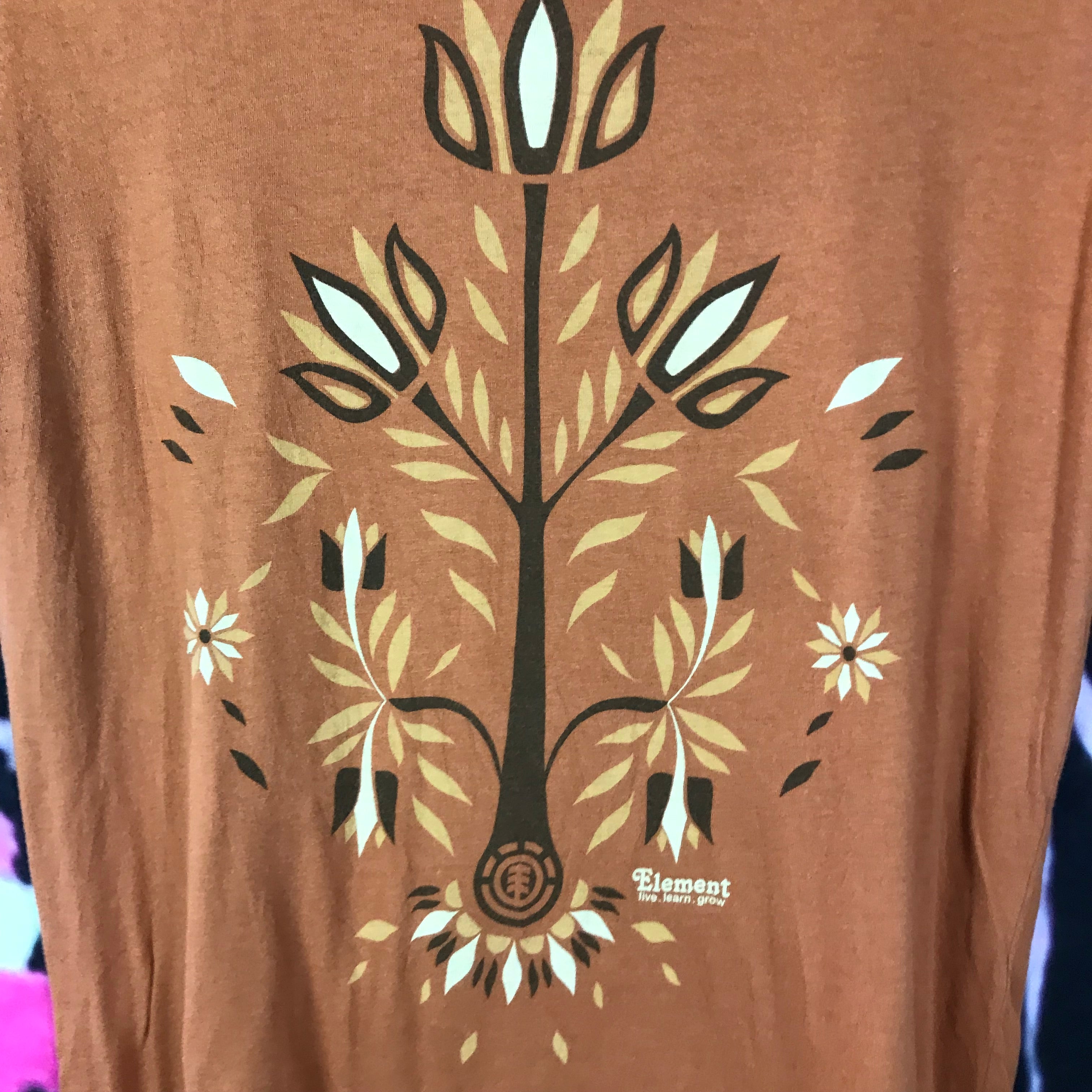 Element baby tee