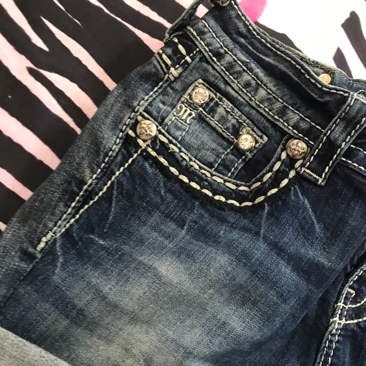 MissMe Lowrise Shorts