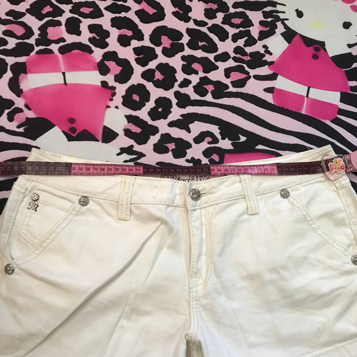 MissMe Lowrise White Shorts Size 32