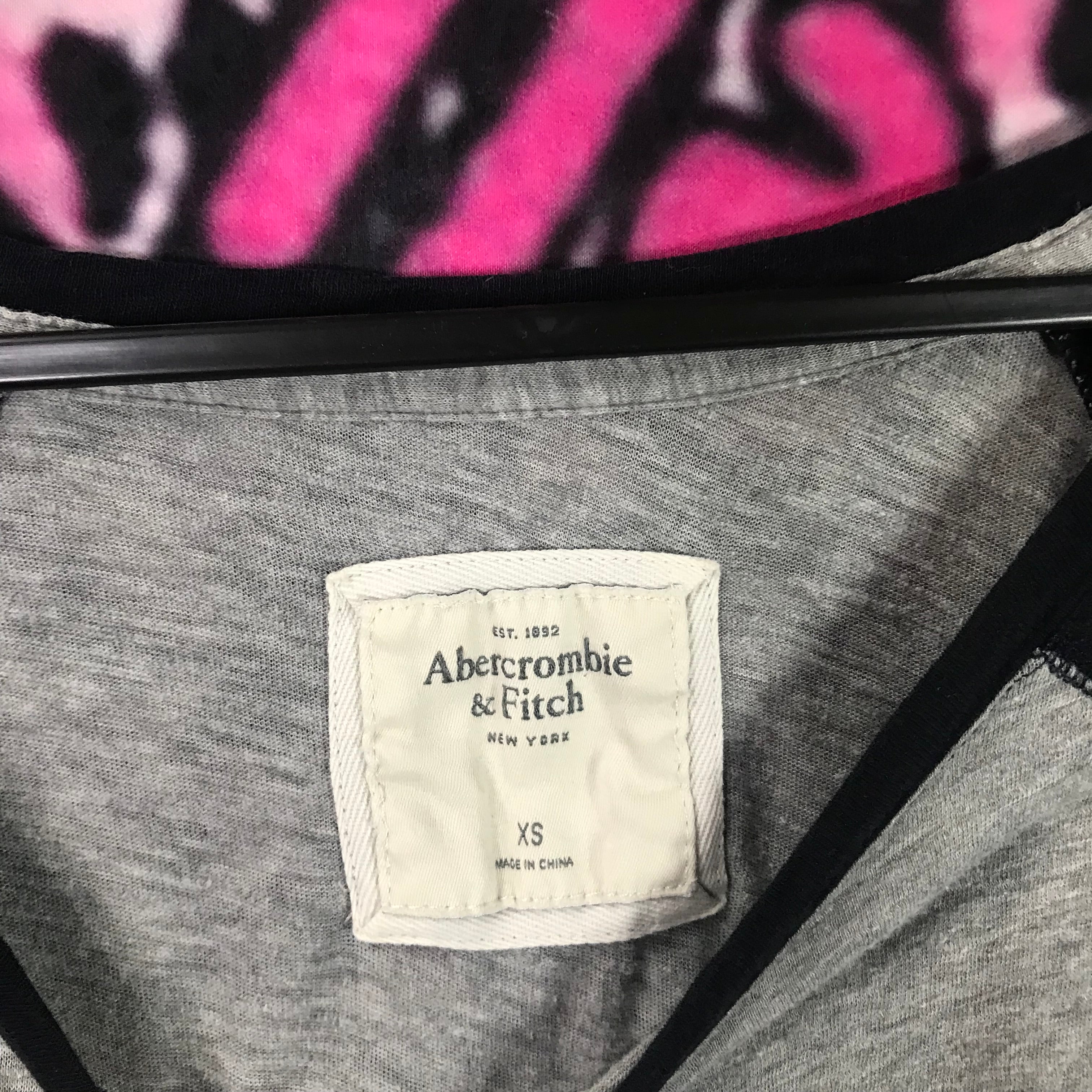 Abercrombie & Fitch Baby Tee