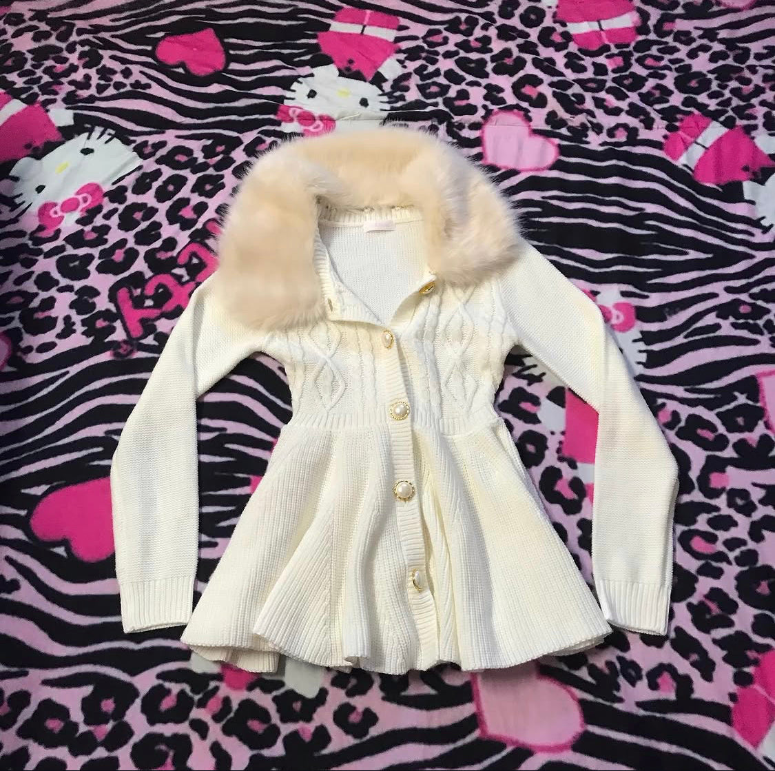 LizLisa Vintage Fur Cardigan