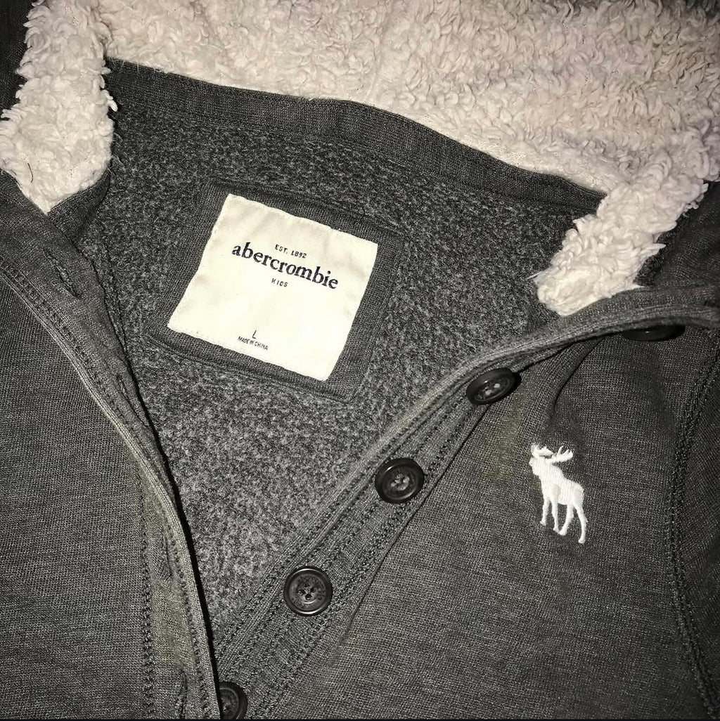 Abercrombie & Fitch Fur Lined Hoodie - Henley Style Long Sleeve