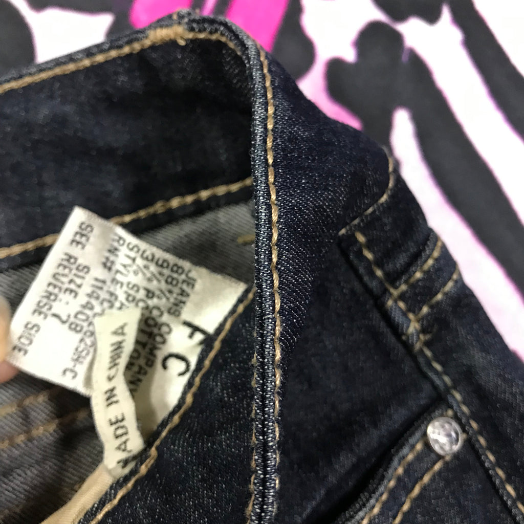 Free Culture Lowrise Shorts
