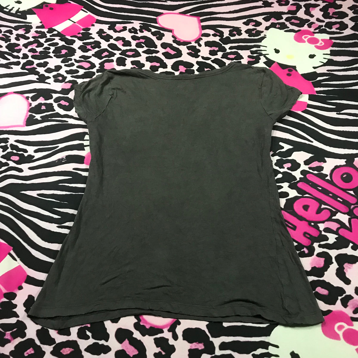 Grunge v neck top